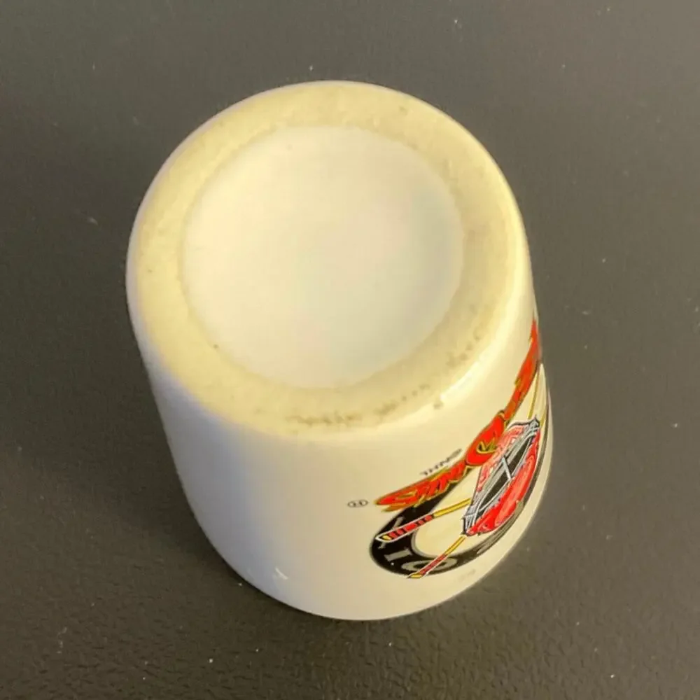 Vintage NHL Detroit Red Wings Logo Hockey Shot Glass